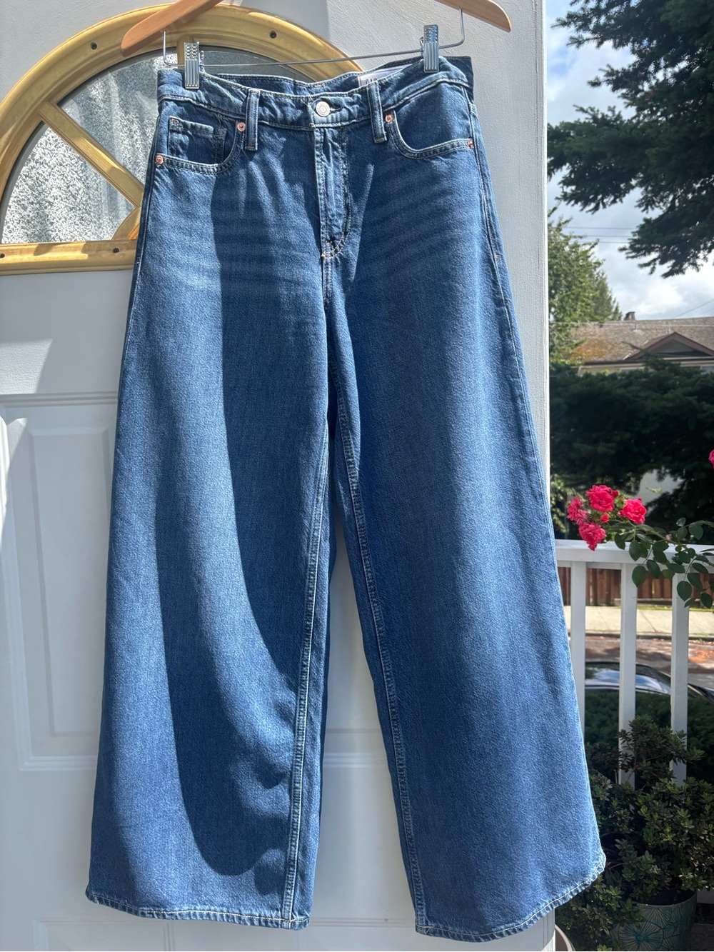 0/25” The Gap Ultrasoft Baggy Jeans